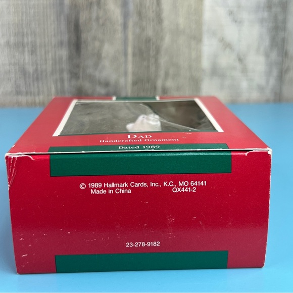 Hallmark Keepsake Ornament Dad Handcrafted Ornament Dated 1989 - Picture 4 of 4